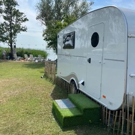 Wohnwagen Beachy Direkt Am Achterwasser Lutow