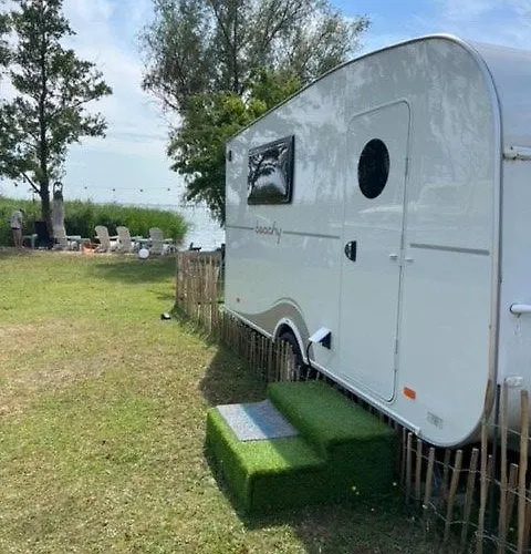 Wohnwagen Beachy Direkt Am Achterwasser Lutow